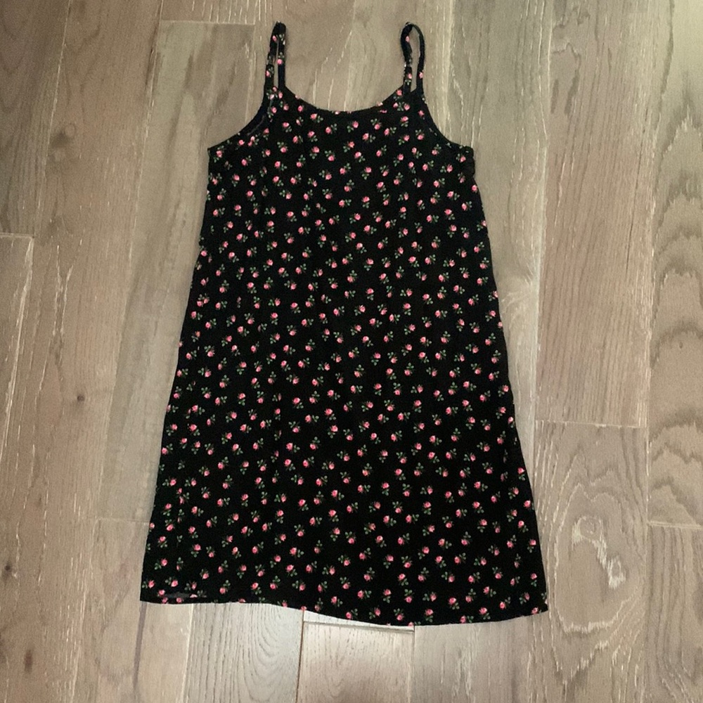 Girls black floral dress, size 7–8